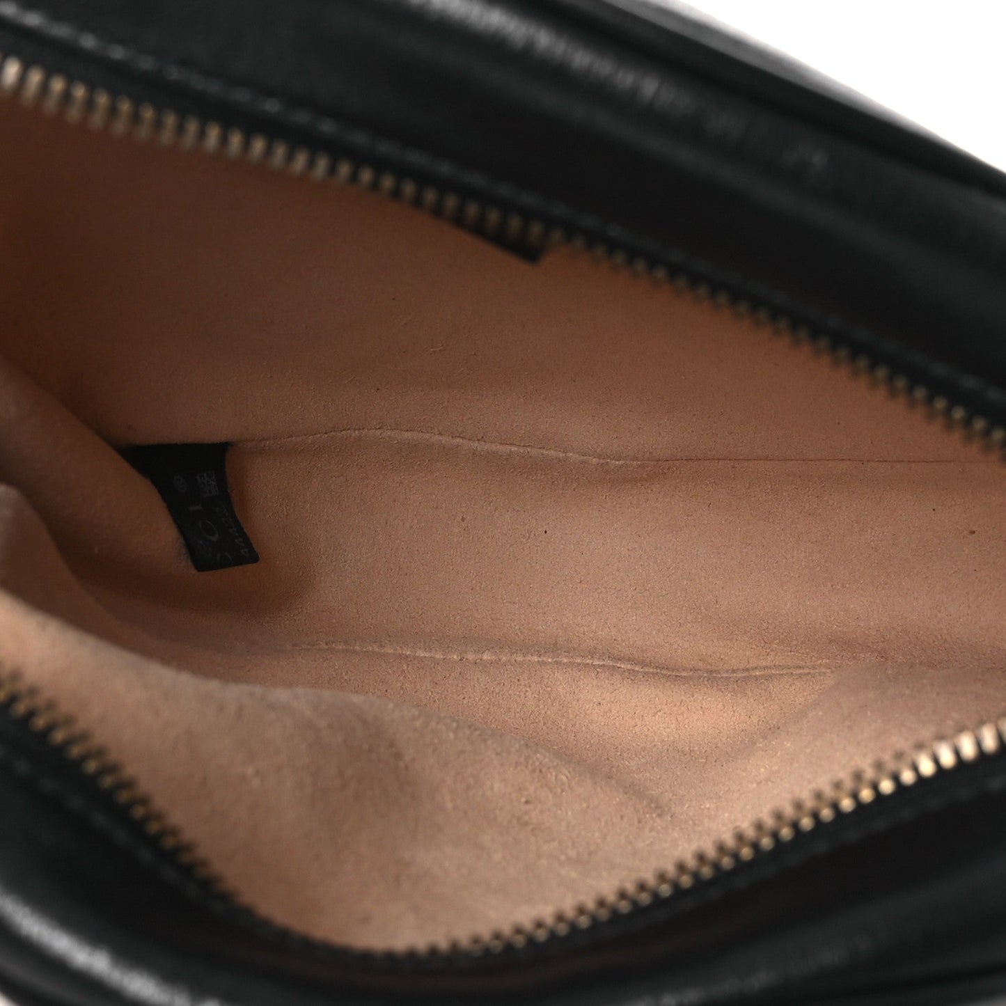 Azalea Calfskin Matelasse Heart Mini GG Marmont Round Shoulder Bag Black