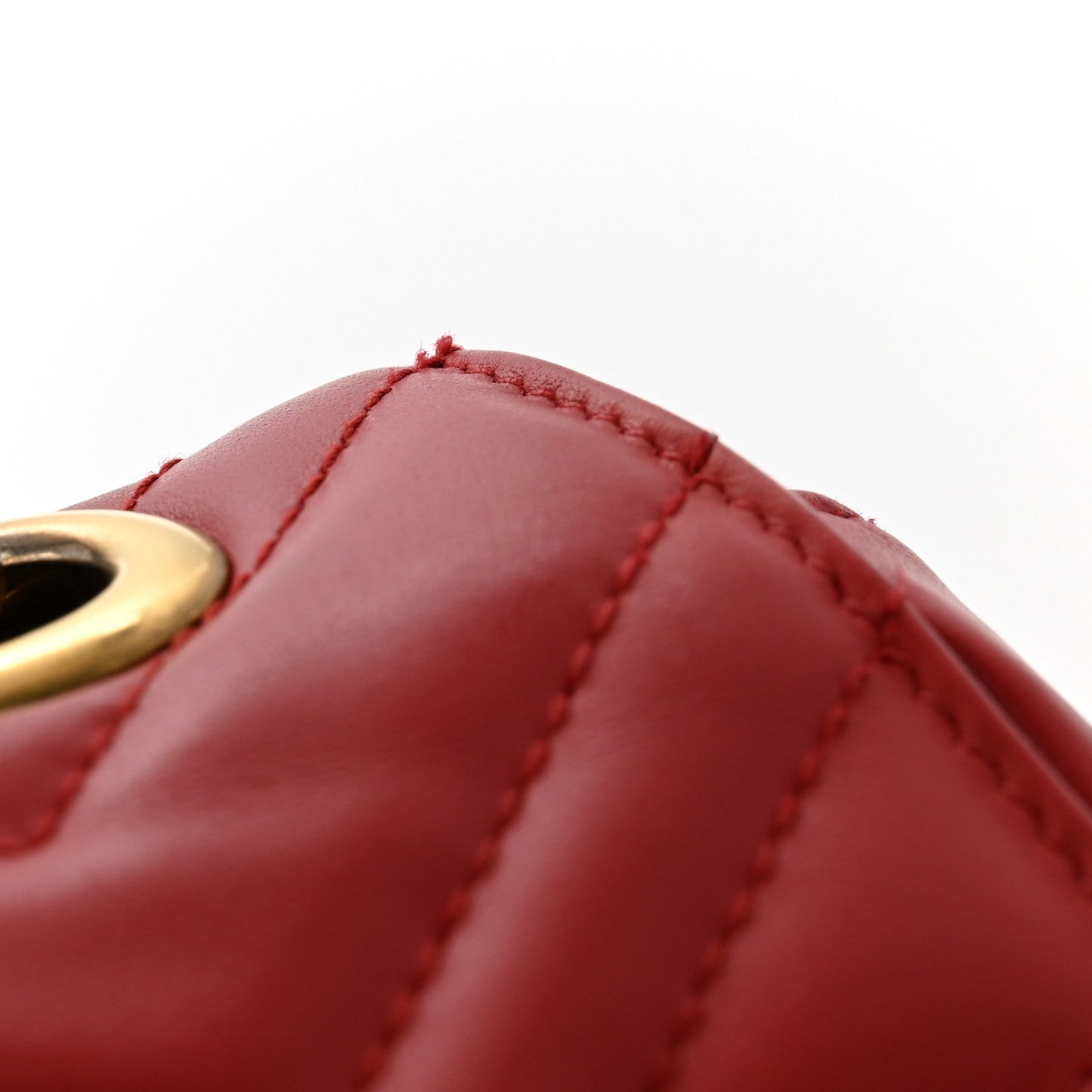 Calfskin Matelasse Mini GG Marmont Shoulder Bag Hibiscus Red