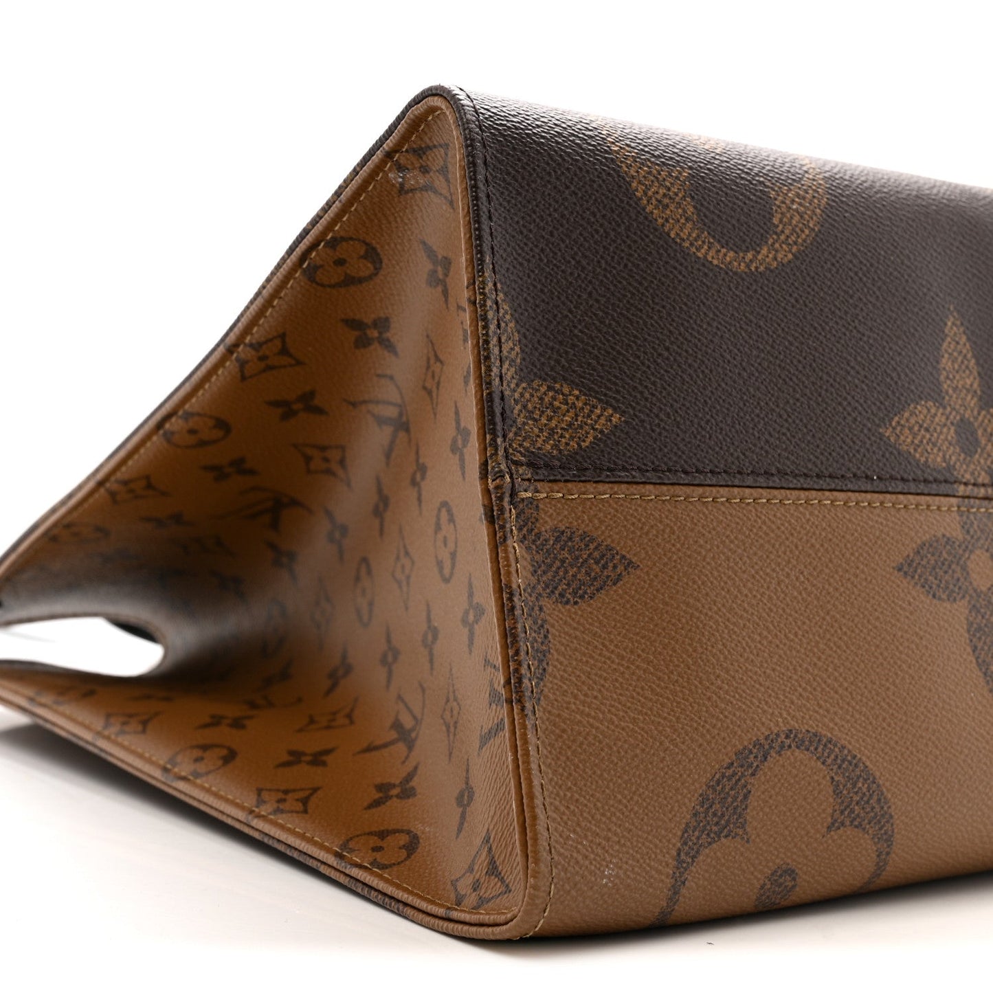 Reverse Monogram Giant Onthego GM