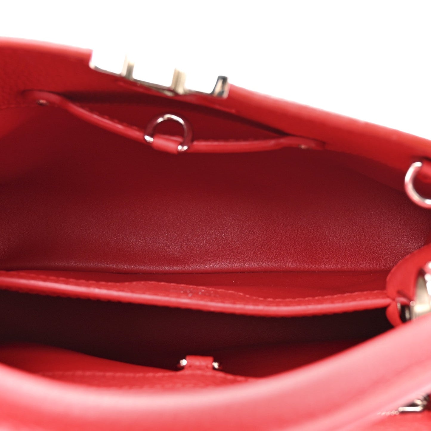 Taurillon Capucines BB Scarlet Red