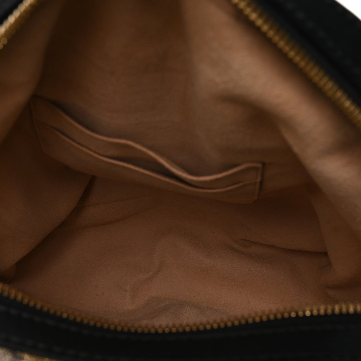 GG Supreme Monogram Bees Print Small Day Backpack Beige Oro Black