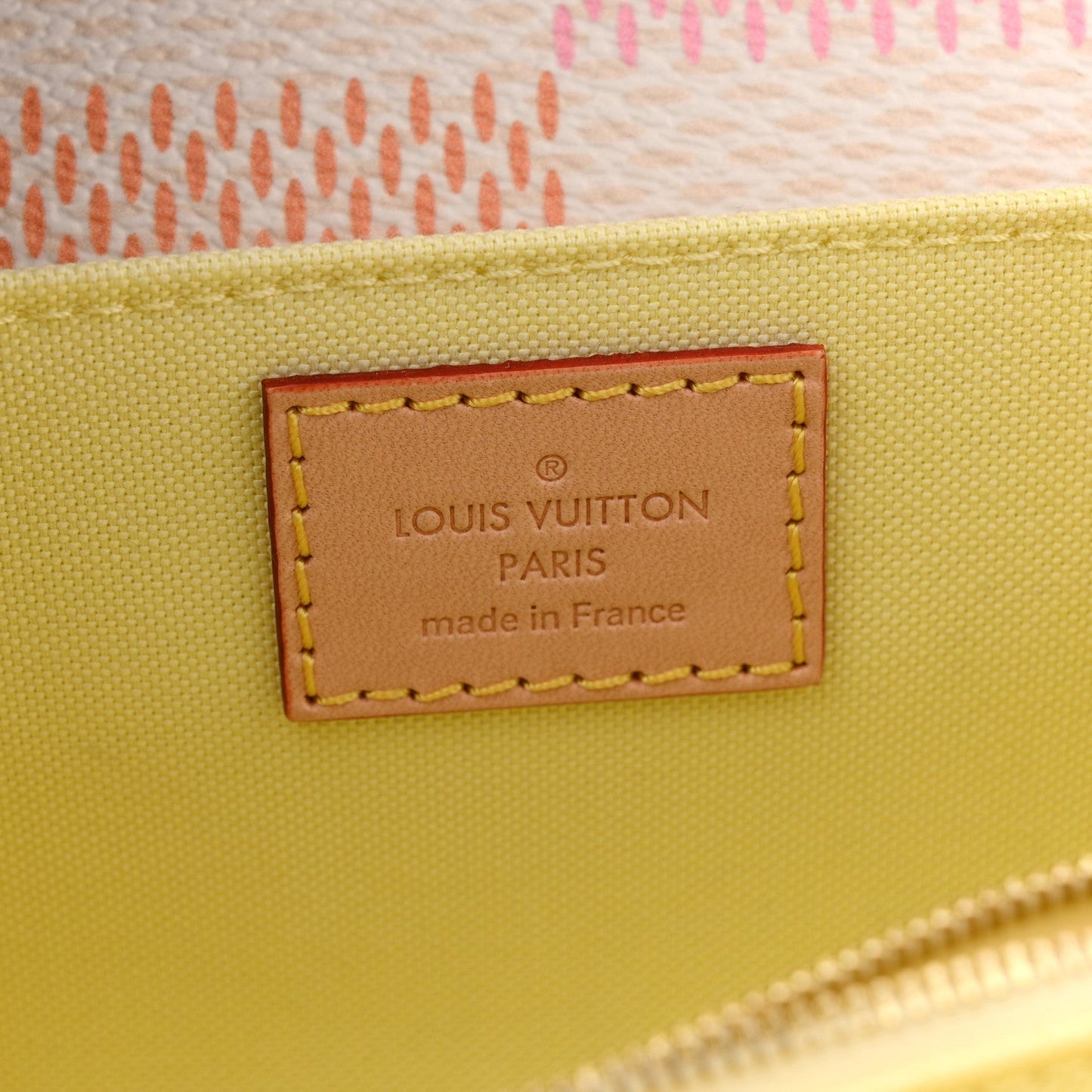 Damier Giant Pochette Metis East West Peach