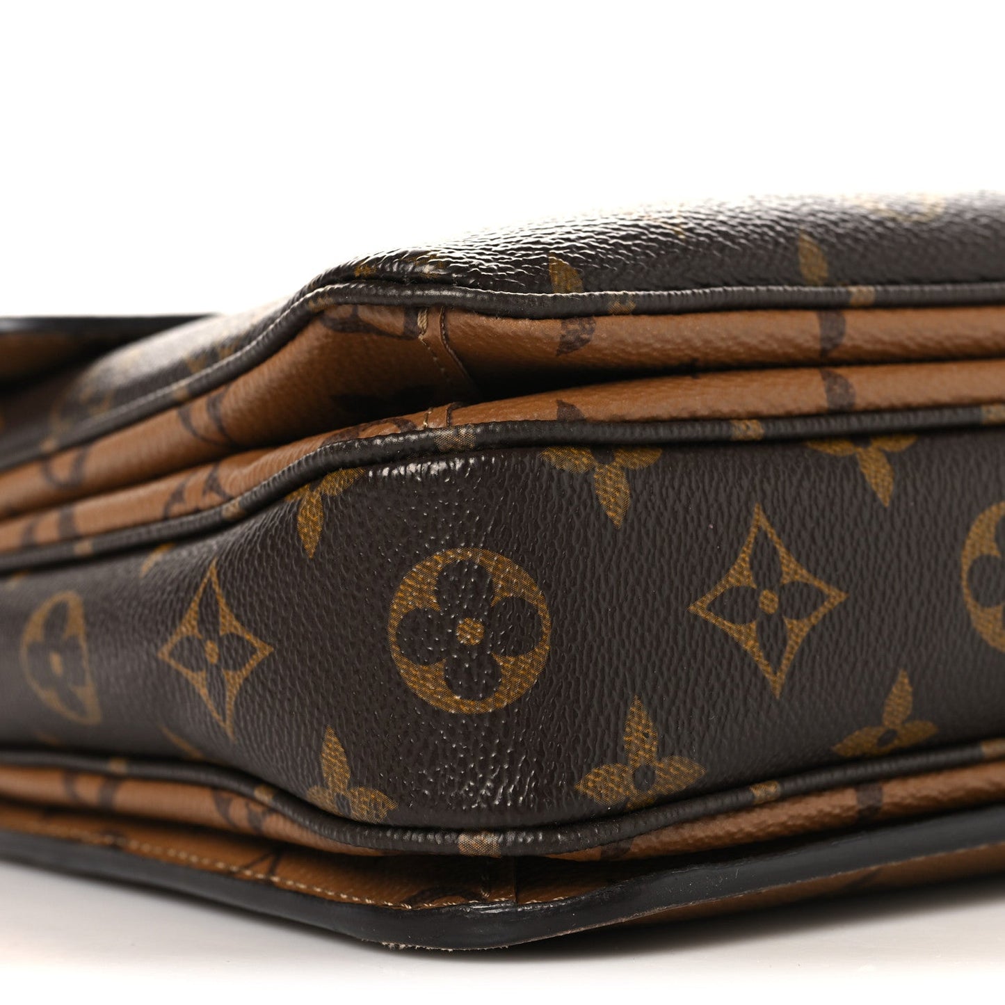 Reverse Monogram Pochette Metis