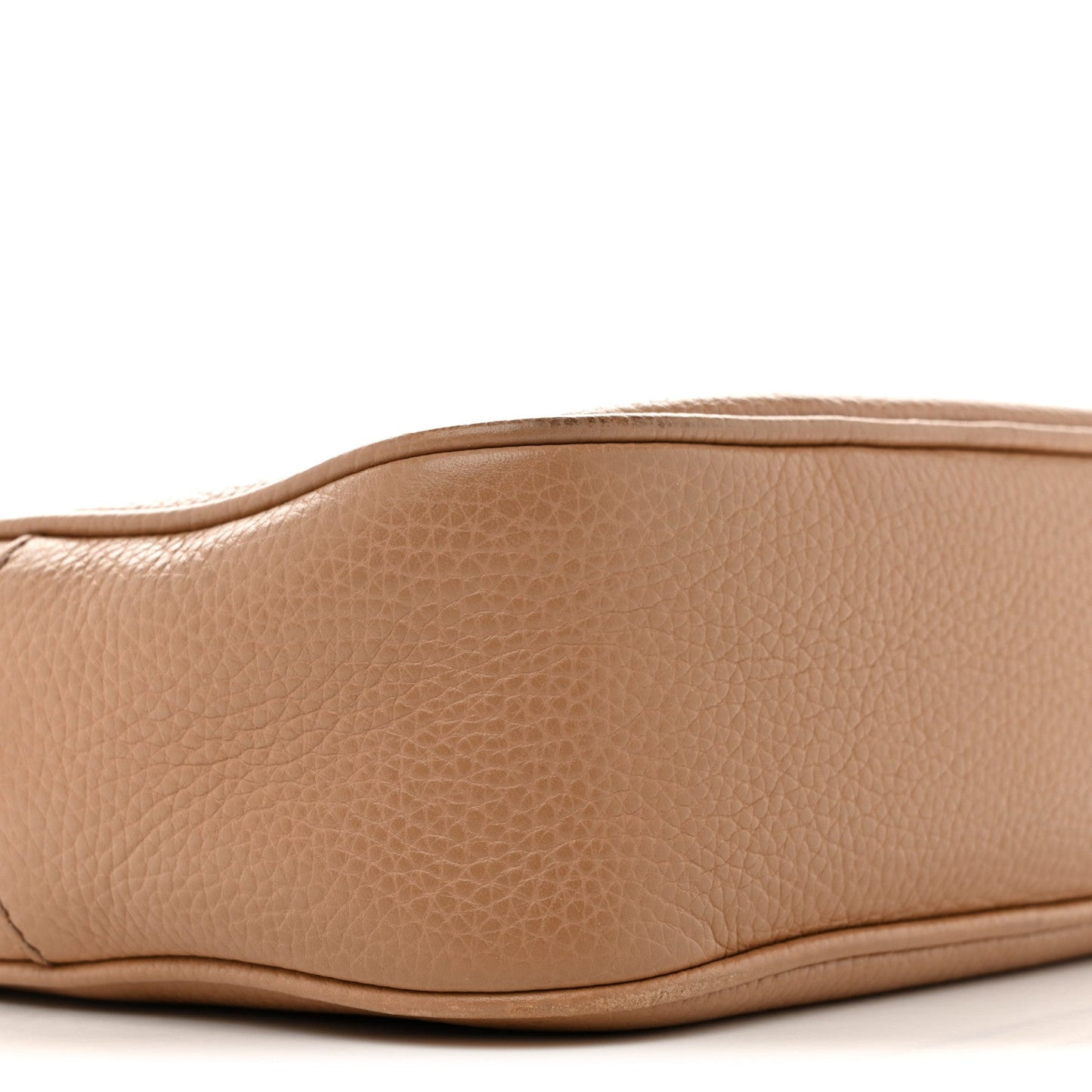 Pebbled Calfskin Small Soho Disco Bag Camelia