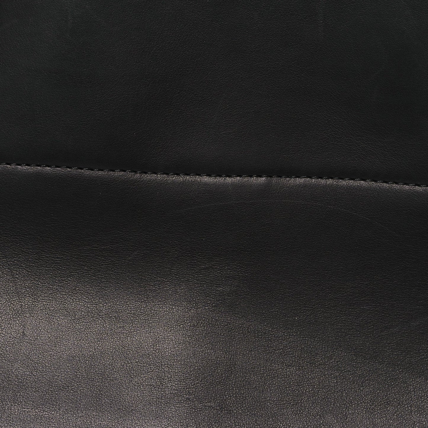 Polished Saddle Calfskin Soft Margaux 17 Black