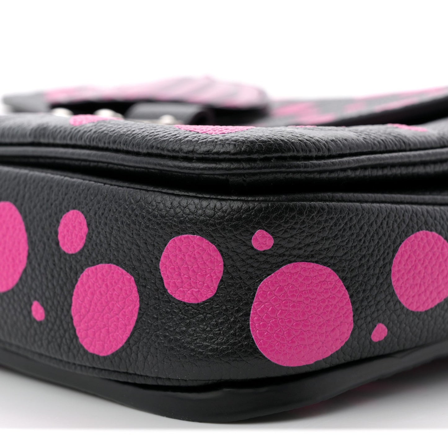 LV x YK Empreinte Monogram Giant Pochette Metis Black Fuchsia