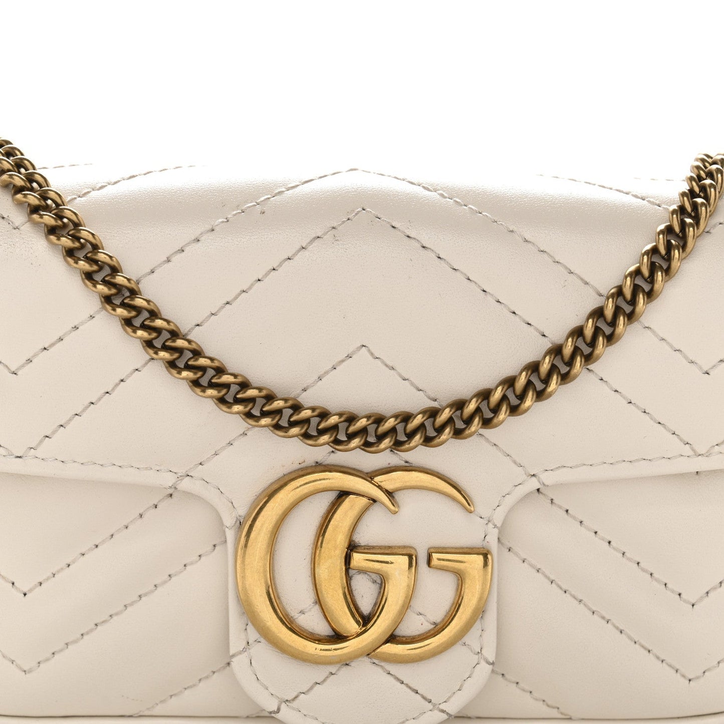 Calfskin Matelasse Super Mini GG Marmont Shoulder Bag White