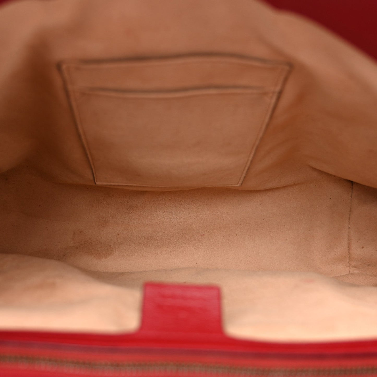 Vintage Effect Calfskin Matelasse Diagonal Large Torchon GG Marmont Shoulder Bag Black Romantic Cherry