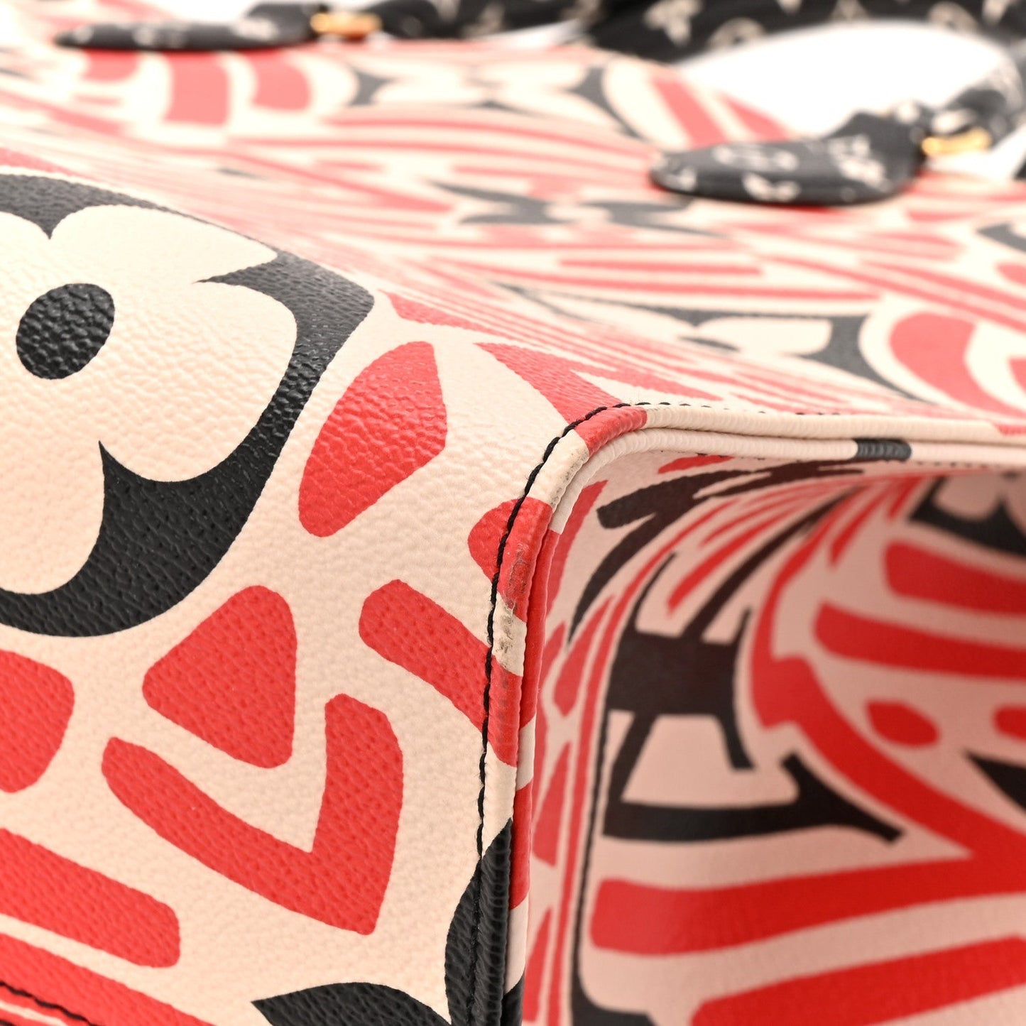 Monogram Giant Crafty Onthego GM Creme Rouge Black