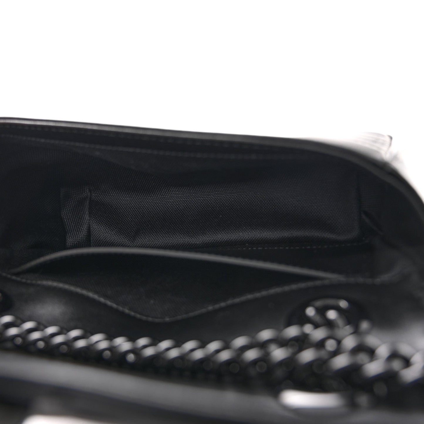 Calfskin Matelasse Monochrome Mini GG Marmont Shoulder Bag Black