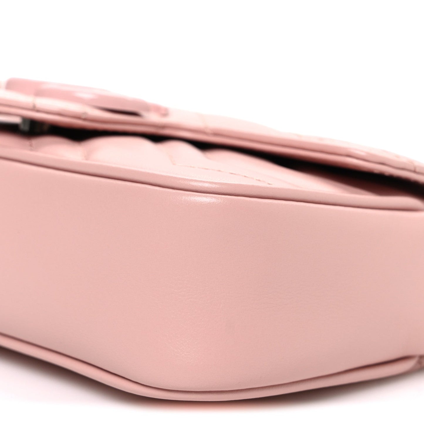 Calfskin Matelasse Monochrome GG Marmont Chain Belt Bag Perfect Pink