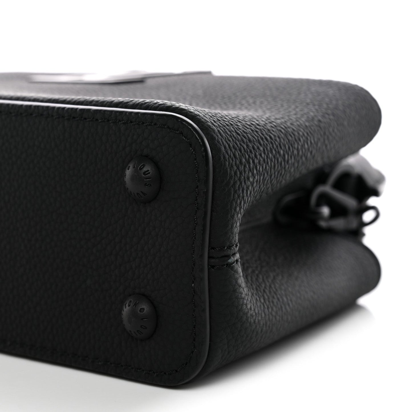 Matte Taurillon Capucines East West Mini All Black