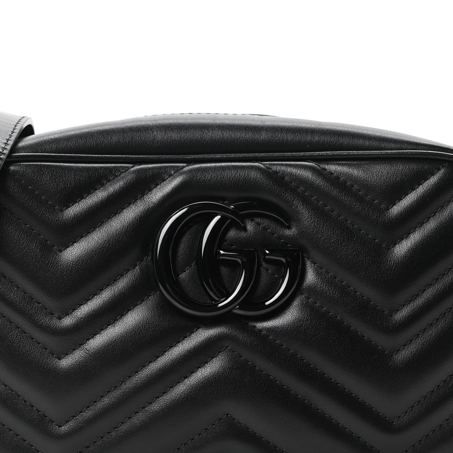 Calfskin Matelasse Monochrome Small GG Marmont Chain Shoulder Bag Black