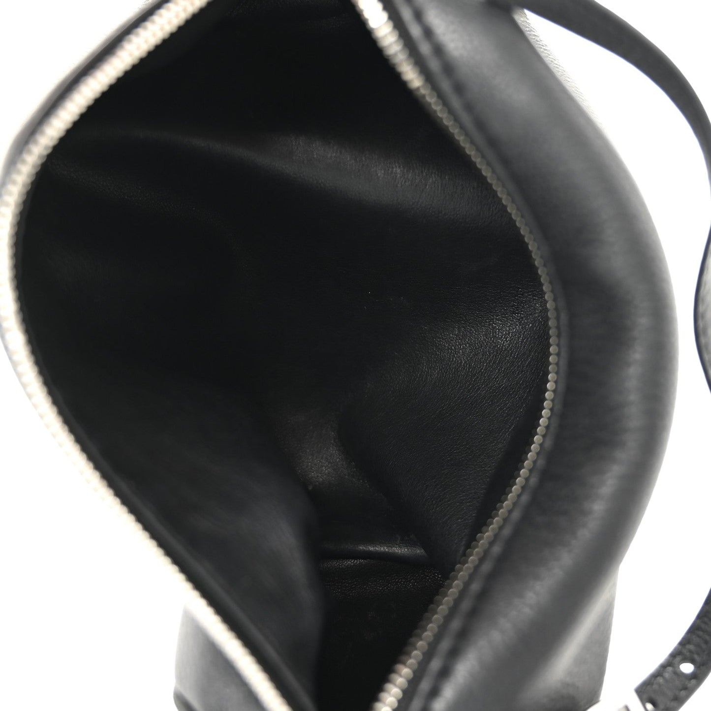 Grained Calfskin 90's Bag Black