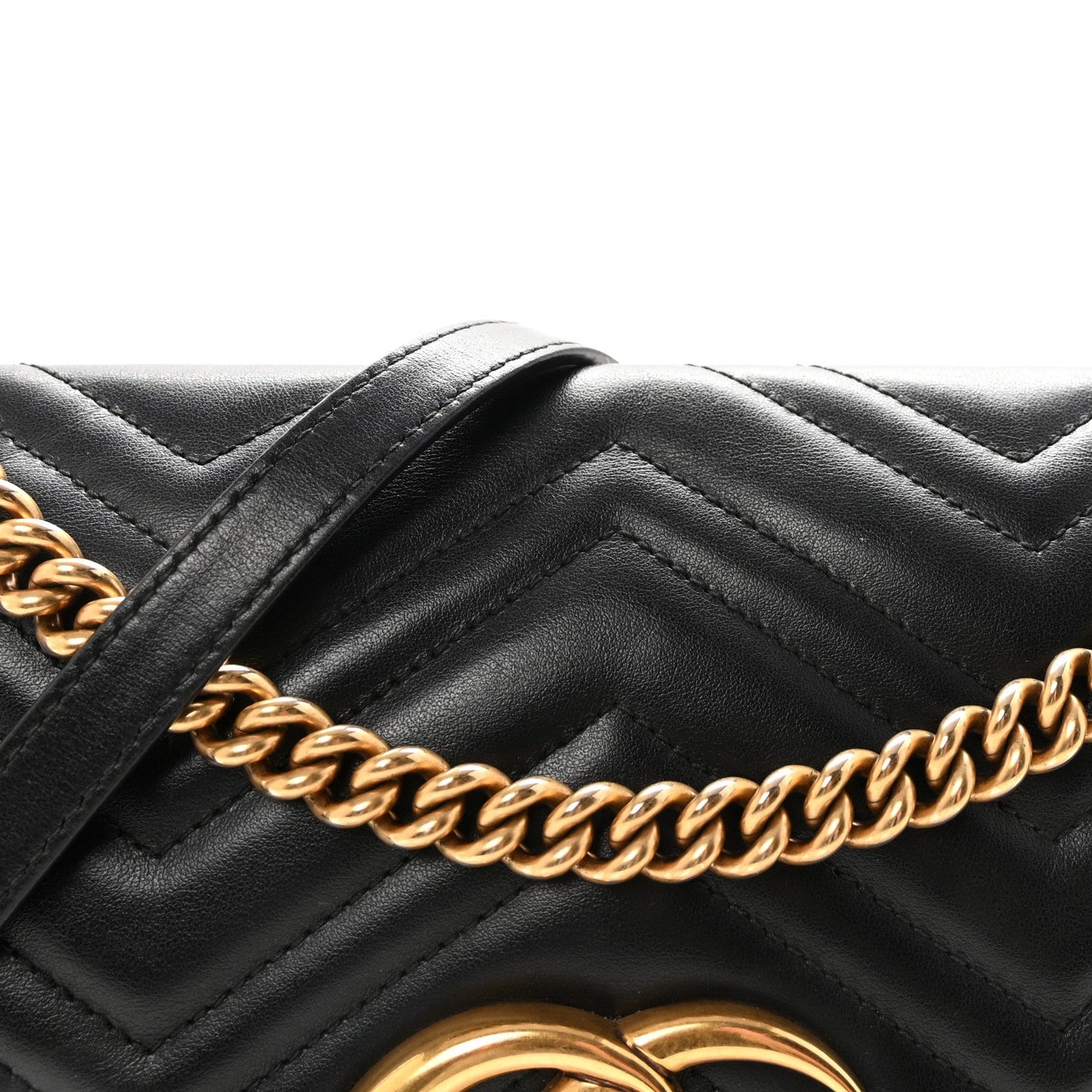 Calfskin Matelasse Medium GG Marmont Shoulder Bag Black