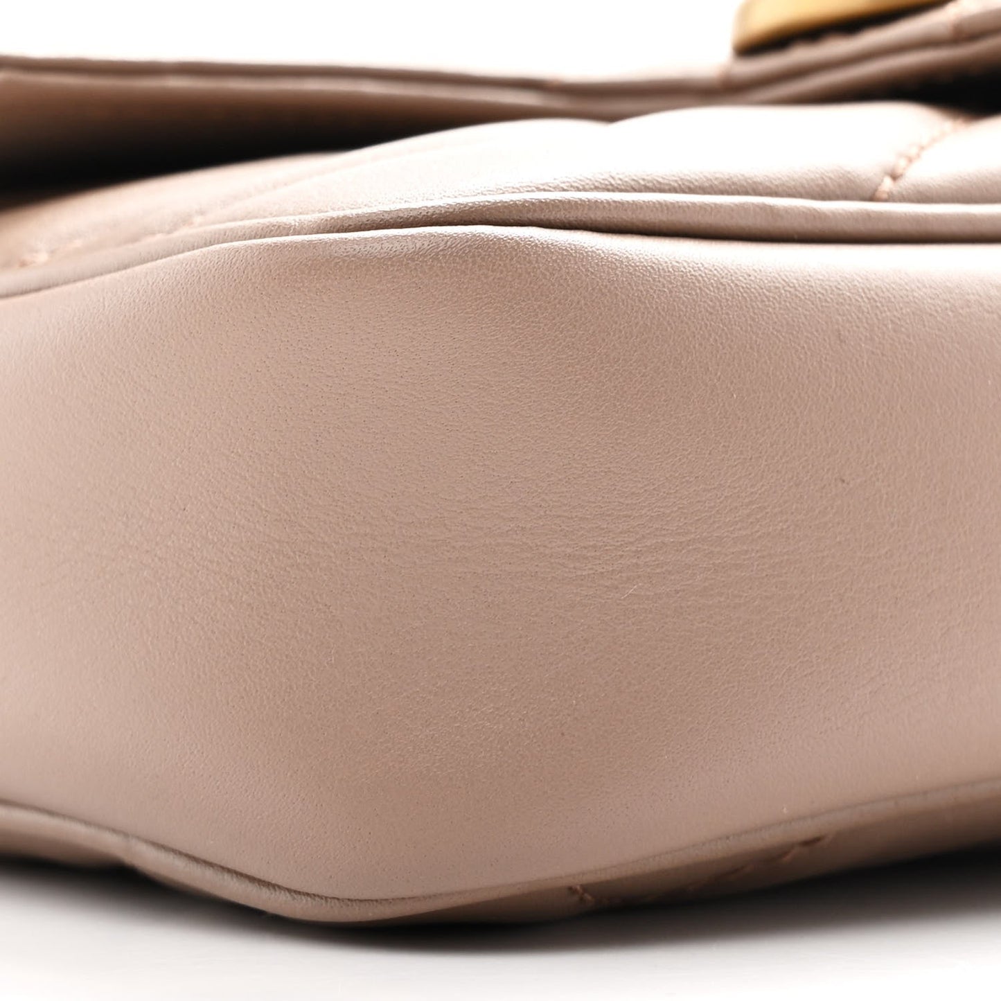 Calfskin Matelasse Super Mini GG Marmont Shoulder Bag Porcelain Rose