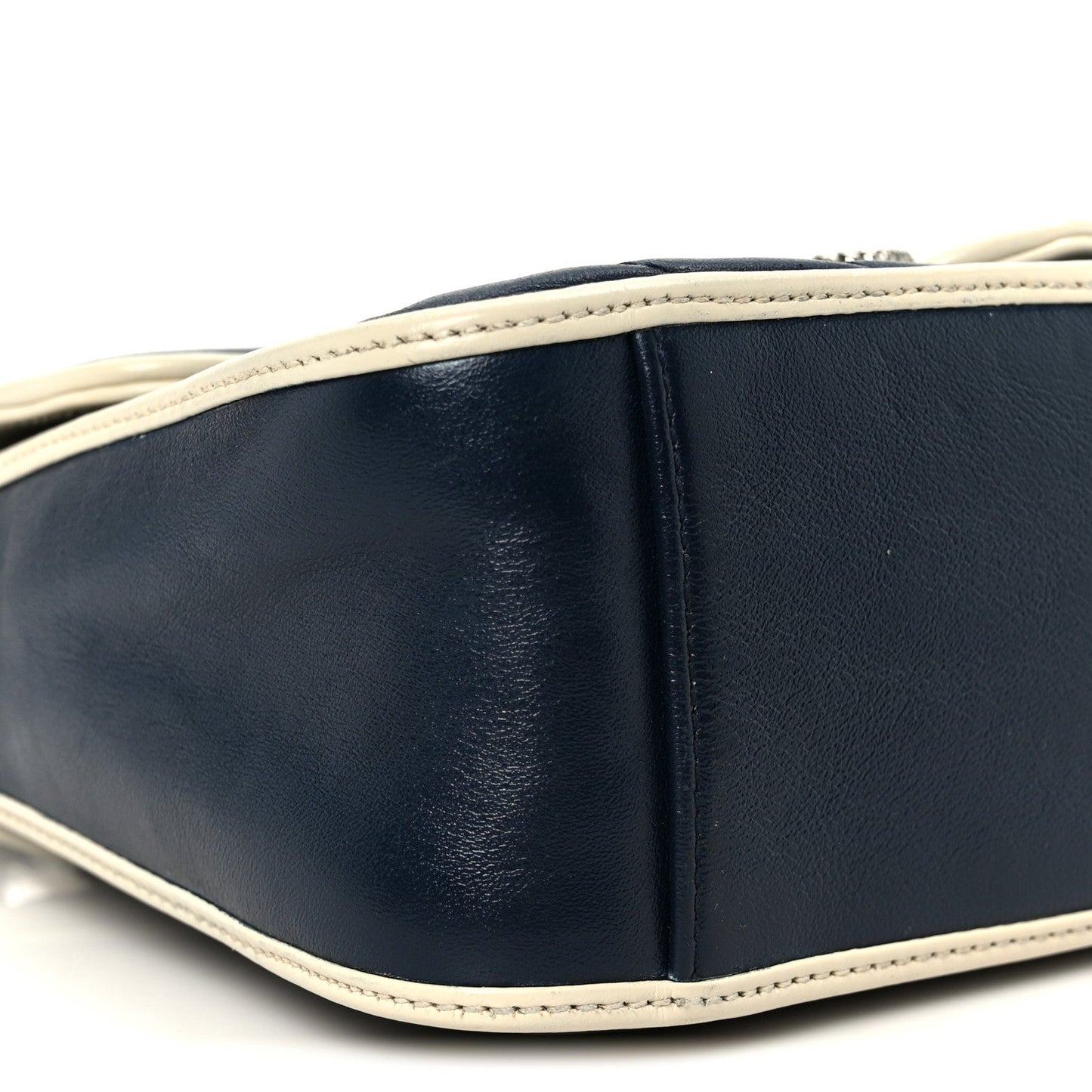 Vintage Effect Calfskin Matelasse Diagonal Mini Torchon GG Marmont Top Handle Shoulder Bag Blue Agata Mystic White