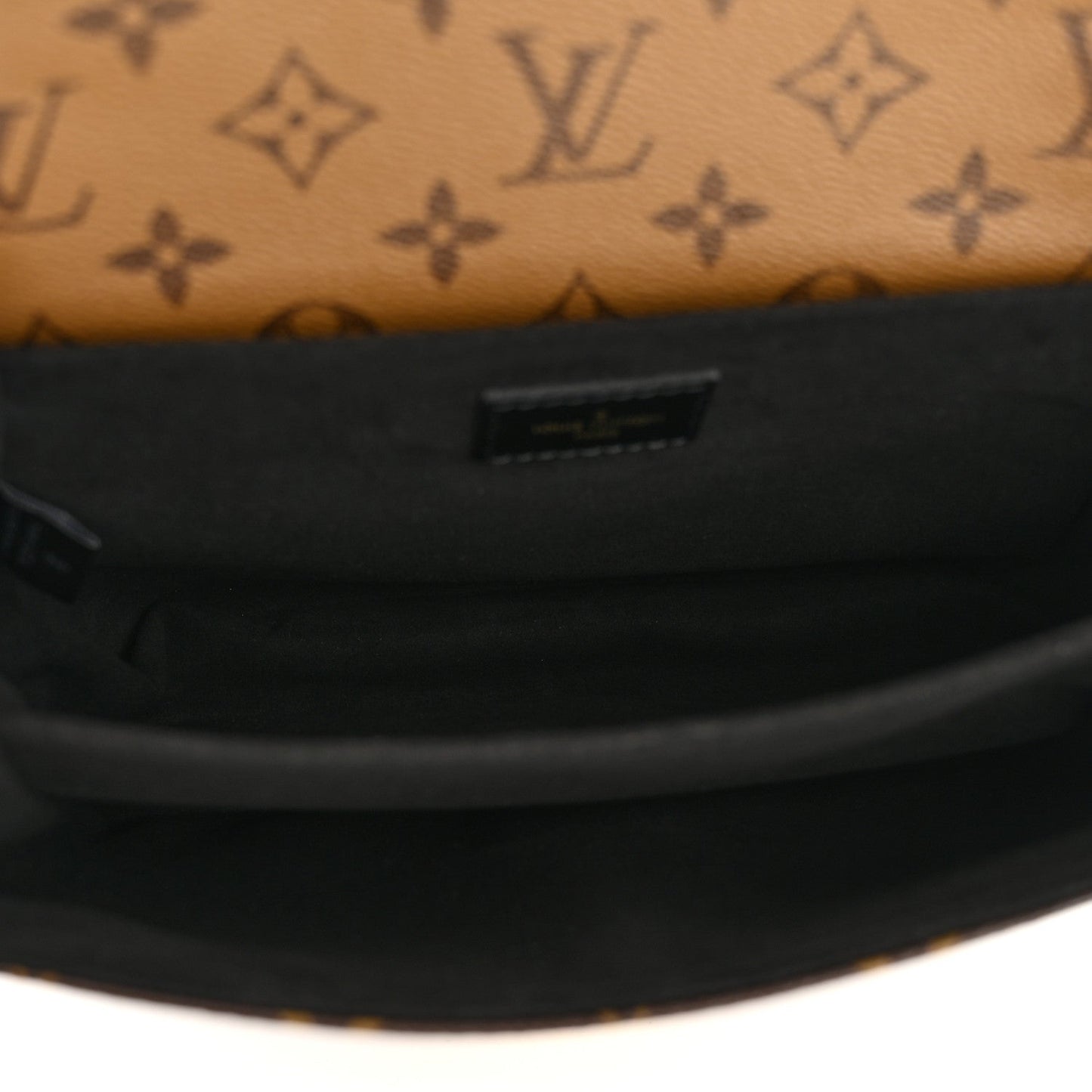 Reverse Monogram Pochette Metis