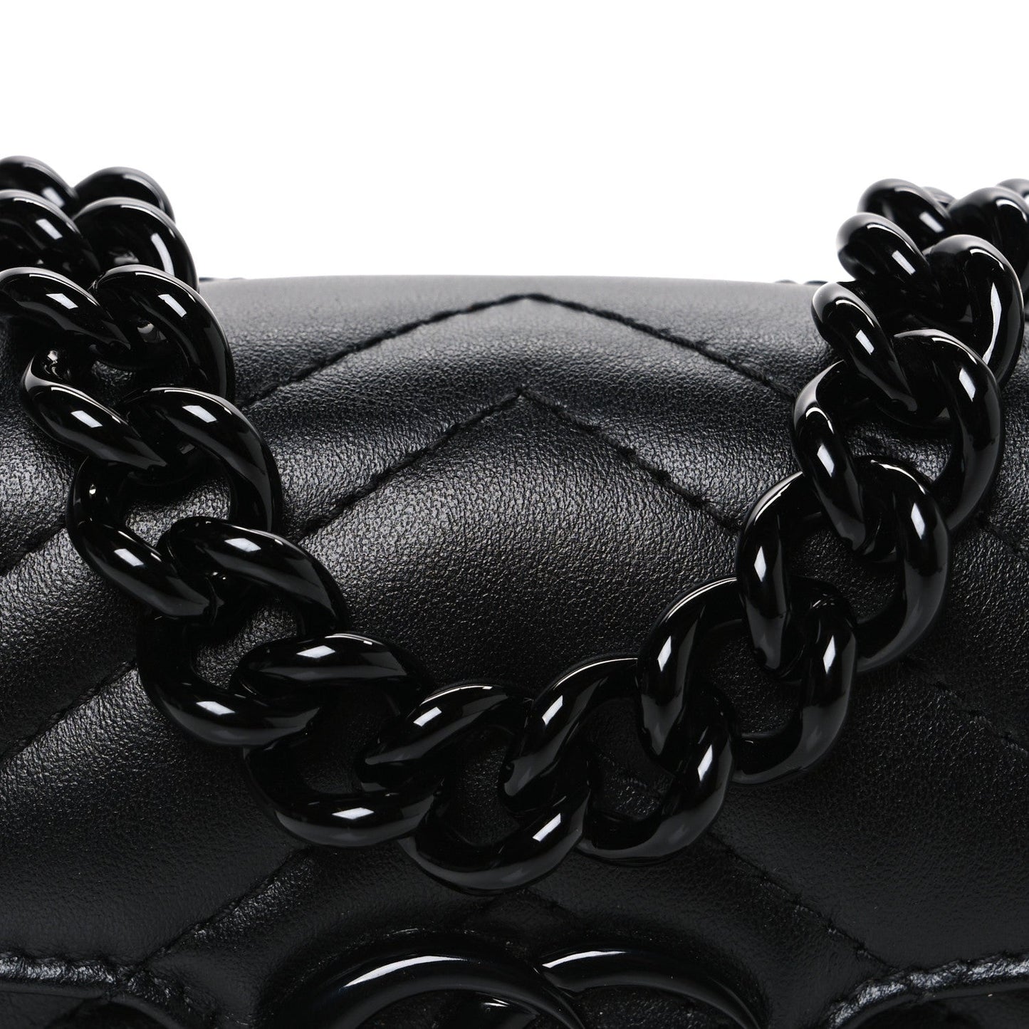 Calfskin Matelasse Monochrome GG Marmont Chain Belt Bag Black
