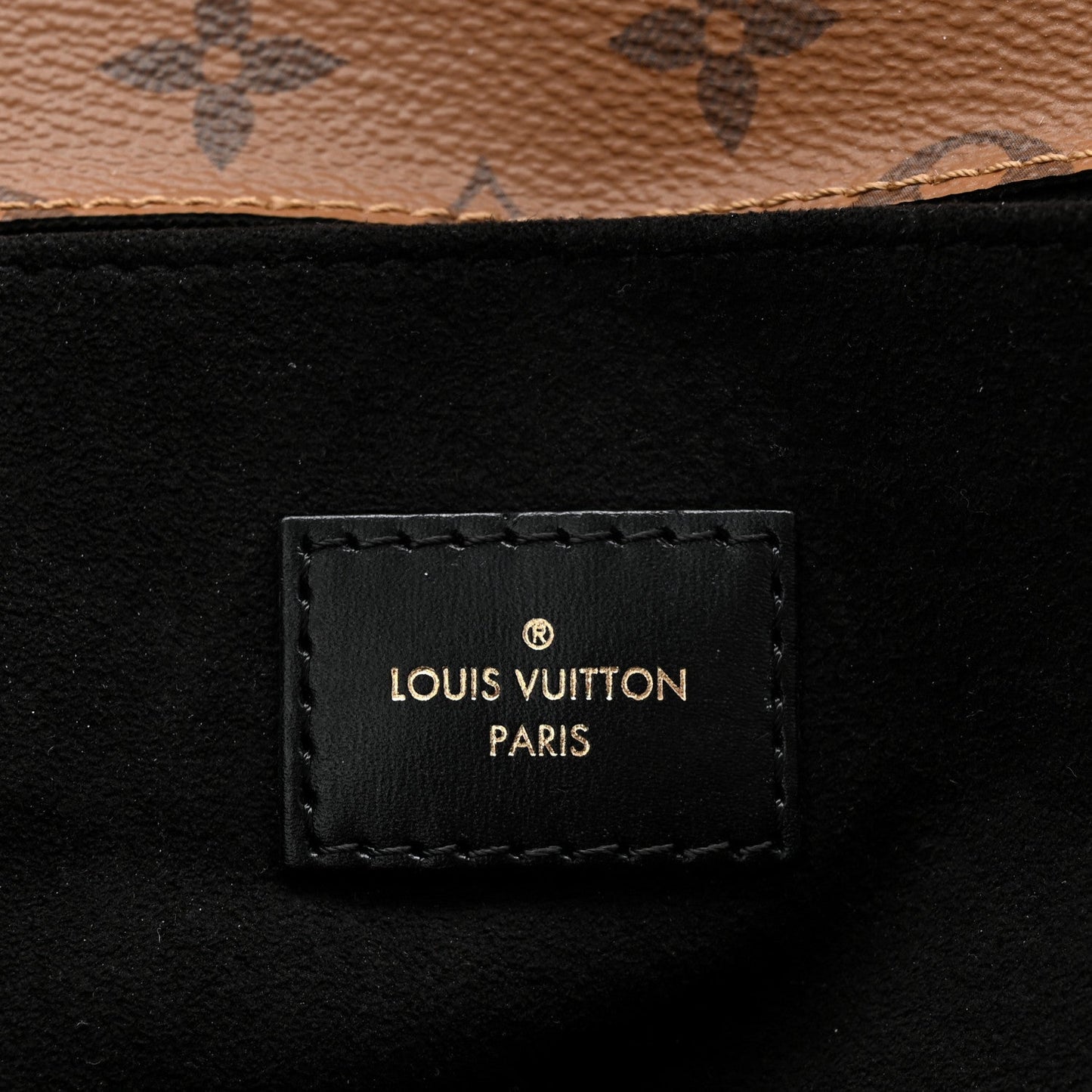 Reverse Monogram Pochette Metis