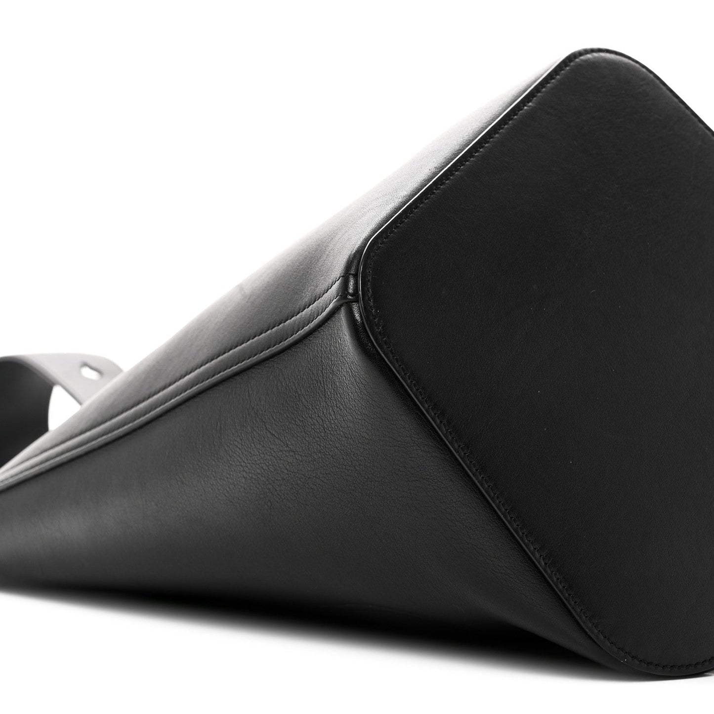 Smooth Calfskin Medium Pebble Bucket Bag Black