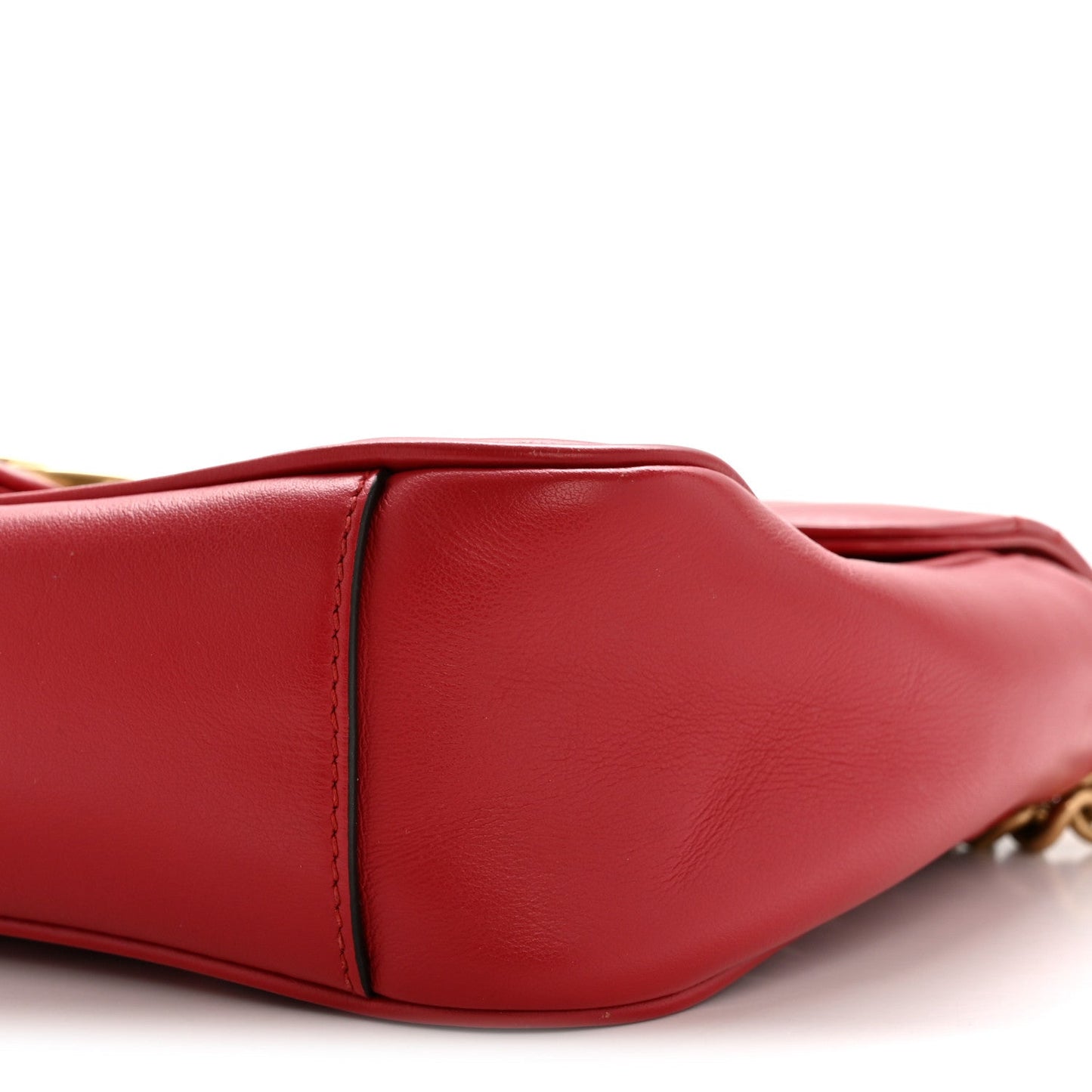 Calfskin Matelasse Small GG Marmont Shoulder Bag Hibiscus Red
