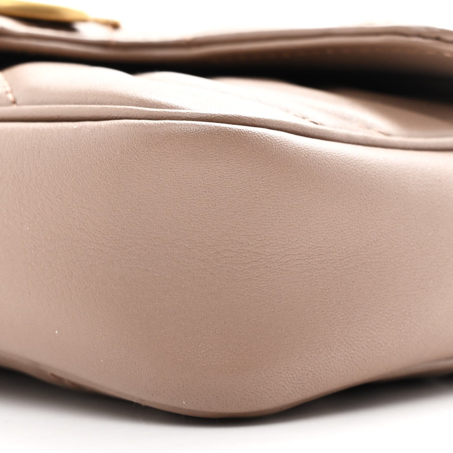 Calfskin Matelasse Super Mini GG Marmont Shoulder Bag Porcelain Rose