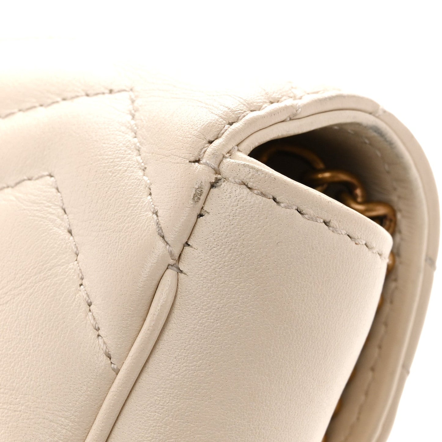 Calfskin Matelasse Super Mini GG Marmont Shoulder Bag White