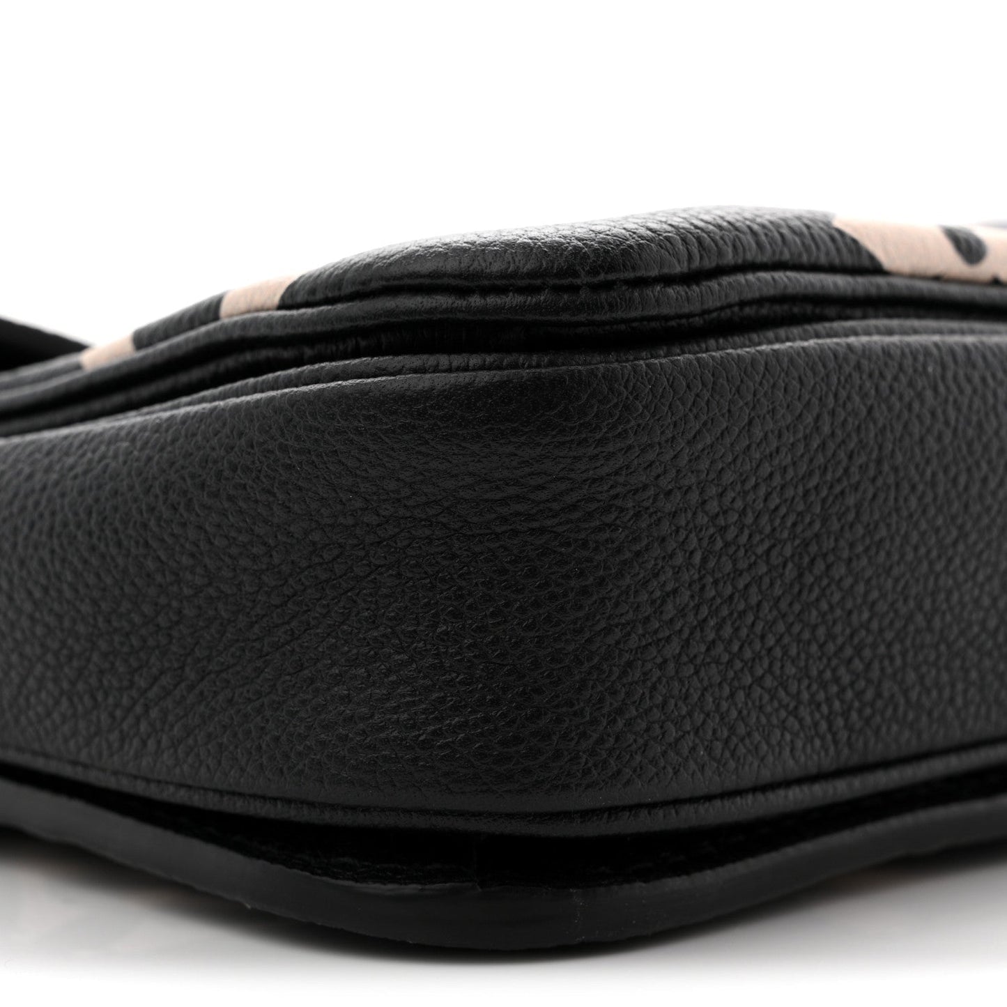 Empreinte Monogram Giant Pochette Metis Black Beige