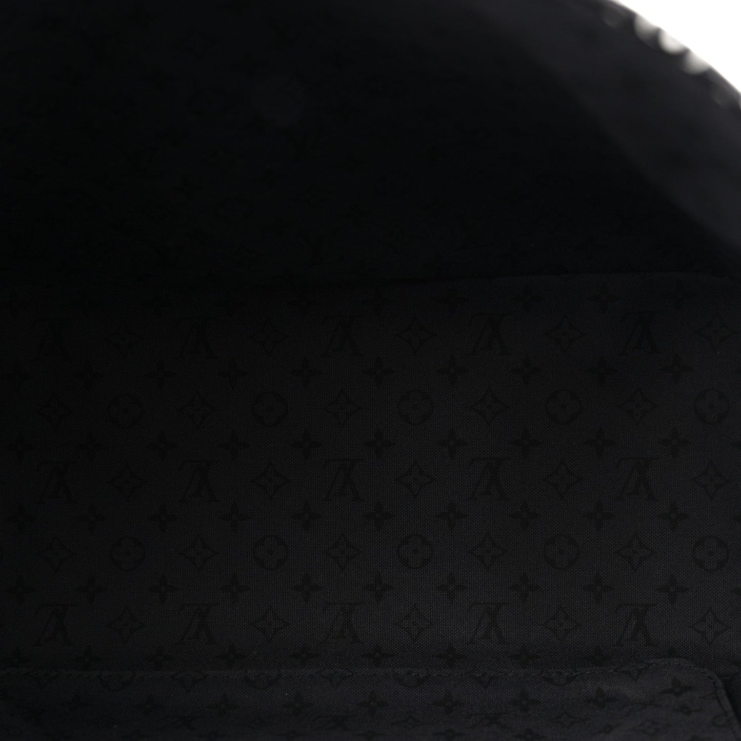 Monogram Giant Crafty Neverfull MM Creme Rouge Black