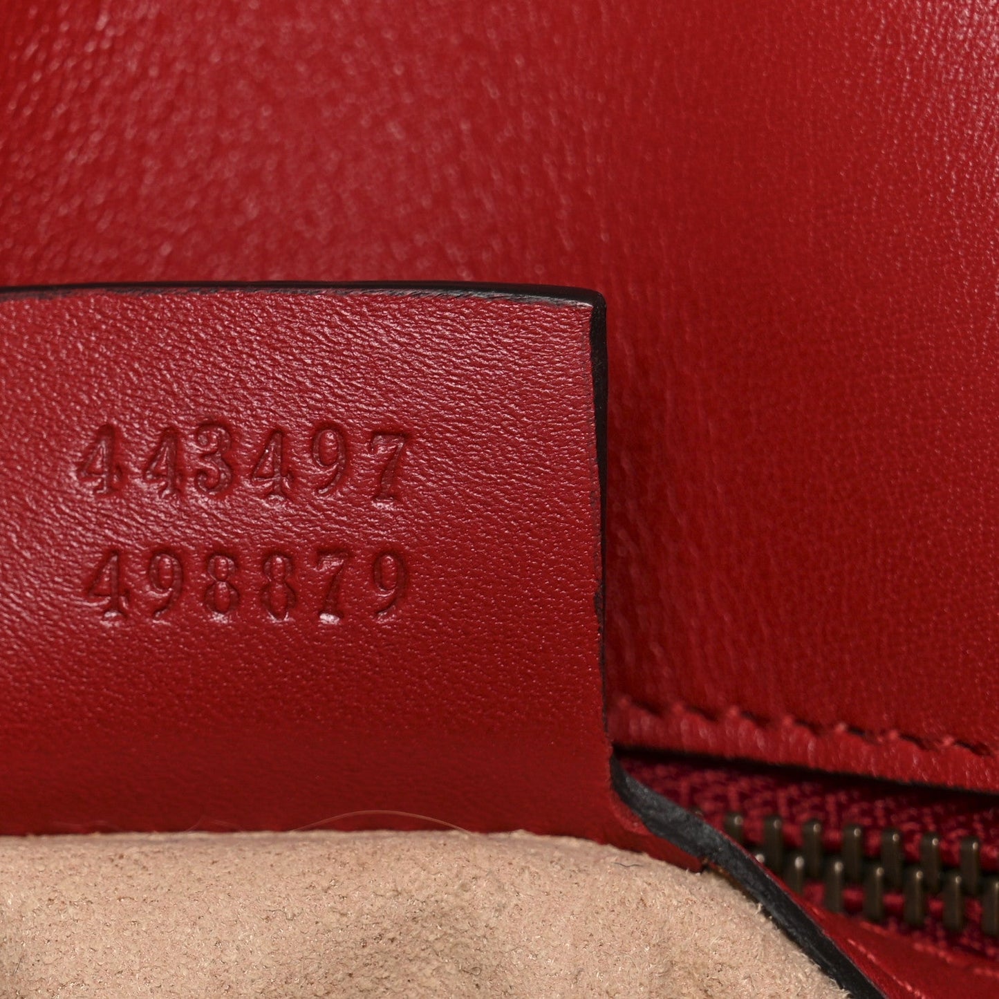Calfskin Matelasse Small GG Marmont Shoulder Bag Hibiscus Red