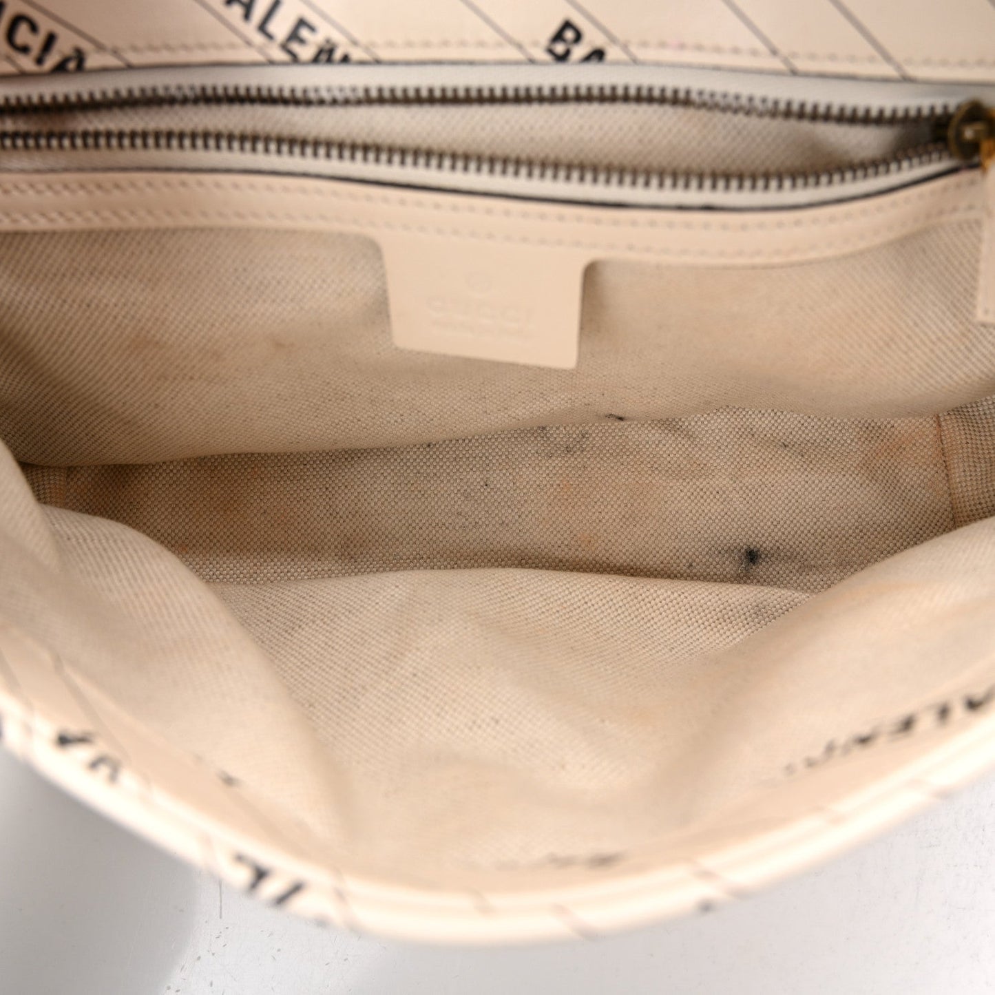 X BALENCIAGA Calfskin Matelasse Logo Print Small GG Marmont Shoulder Bag White
