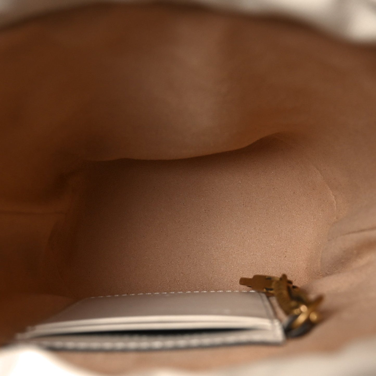 Calfskin Matelasse Mini GG Marmont 2.0 Bucket Bag White