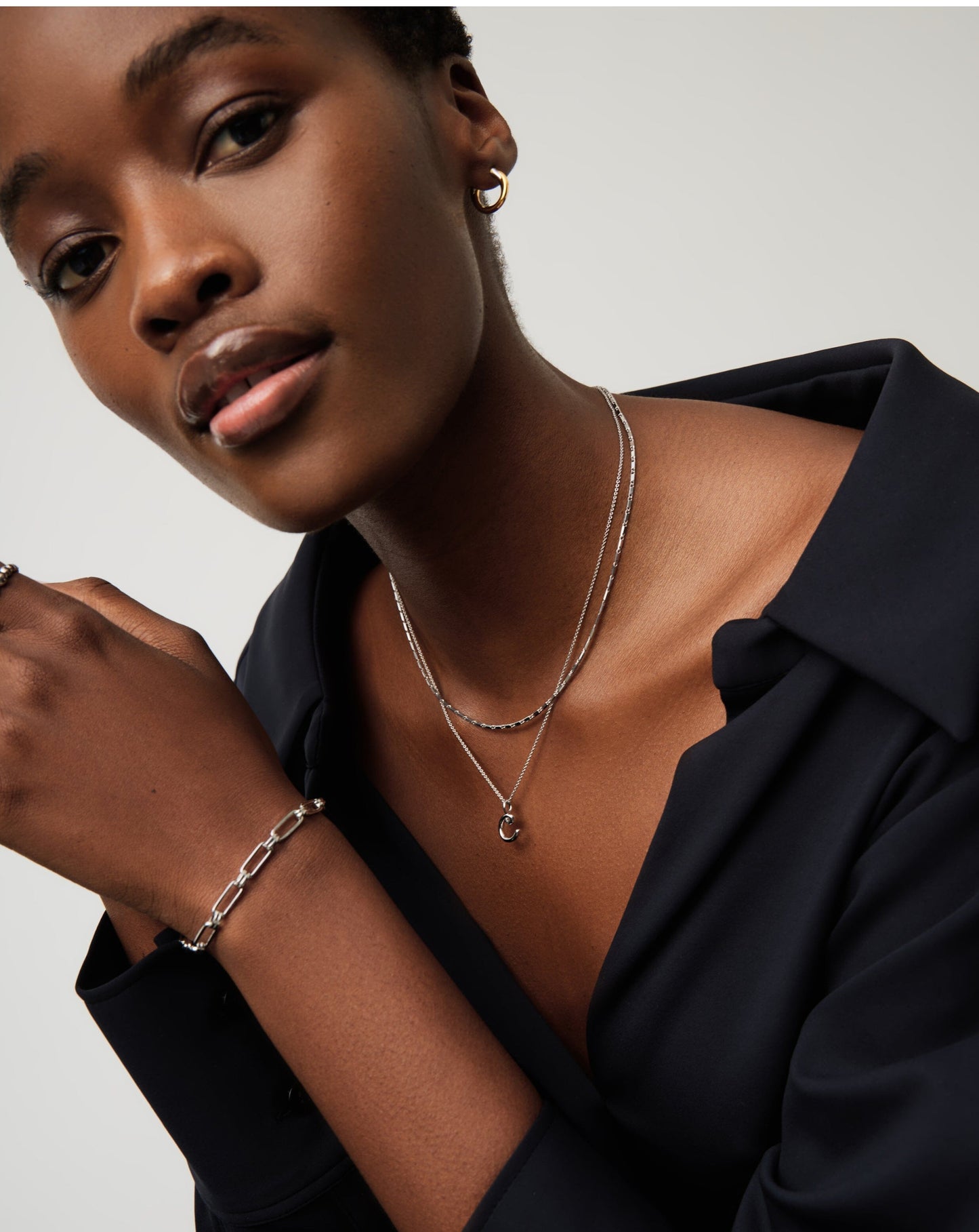 Curly Molten Mini Initial Necklace - C | Sterling Silver