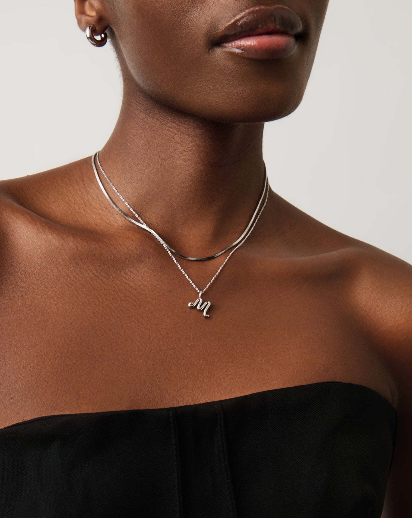 Curly Molten Mini Initial Necklace - M | Sterling Silver