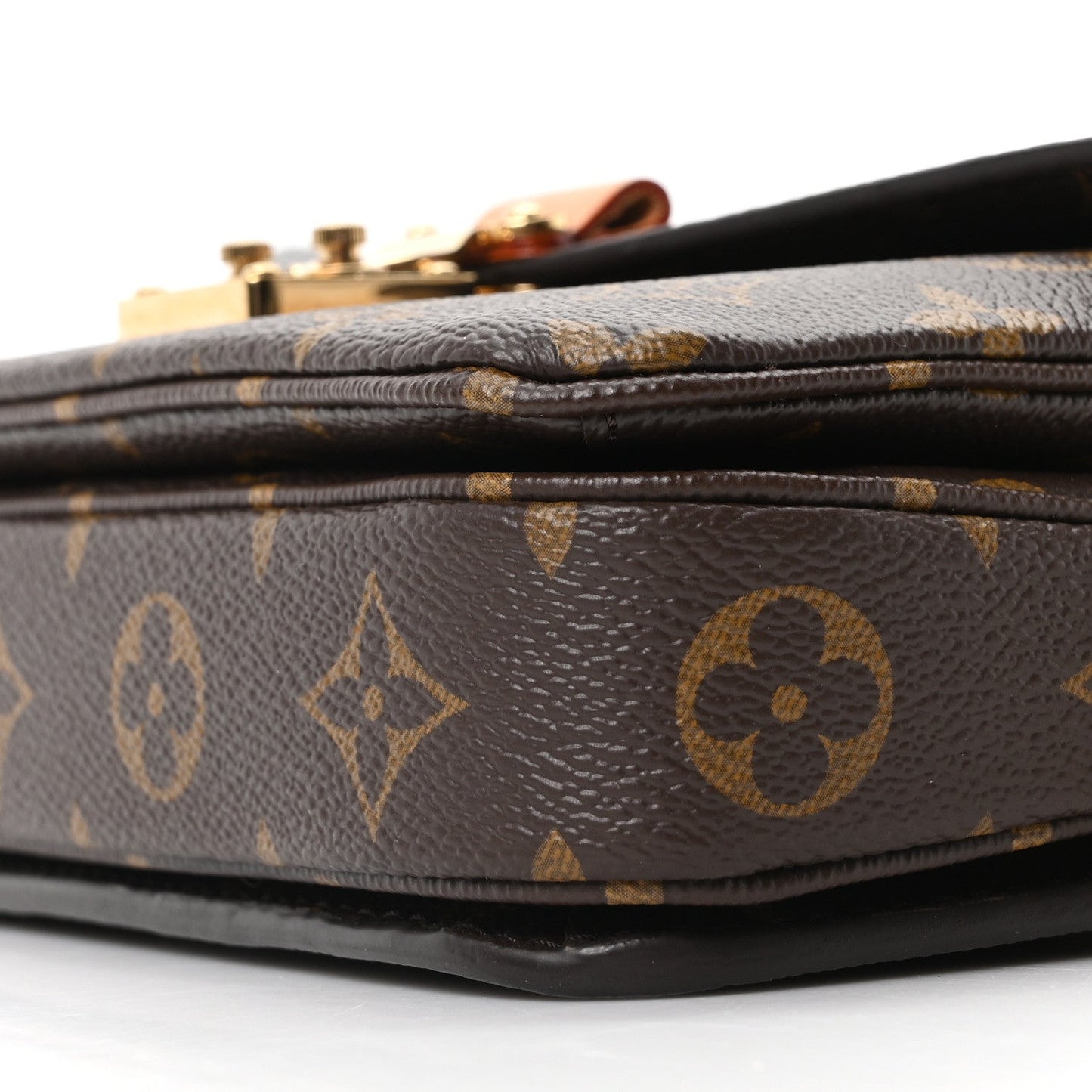 Monogram Pochette Metis East West
