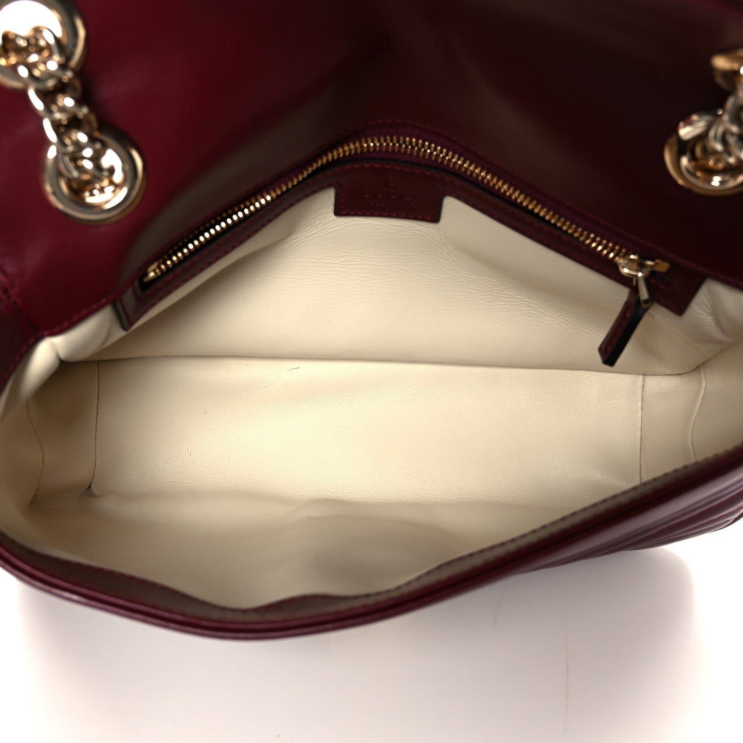 Calfskin Matelasse Small GG Marmont Shoulder Bag Rosso Ancora Red