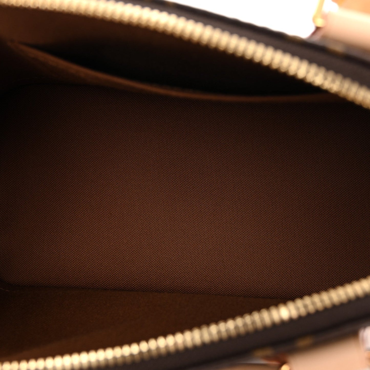 Monogram Alma BB