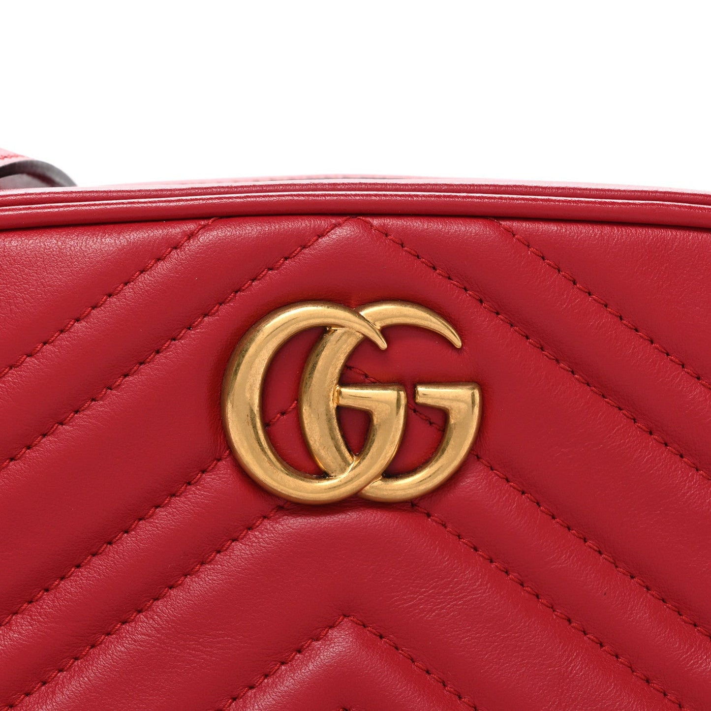 Calfskin Matelasse Mini GG Marmont Chain Shoulder Bag Hibiscus Red