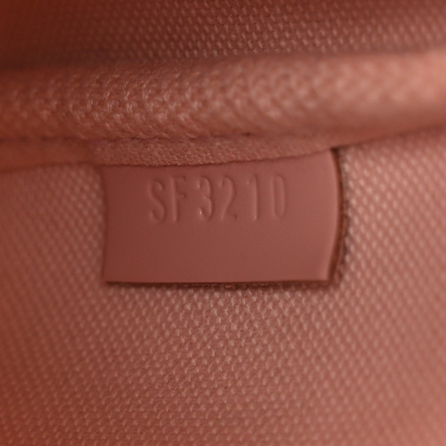 Damier Ebene 2020 Christmas Animation Big Wheel Mini Pochette Accessories Rose Ballerine