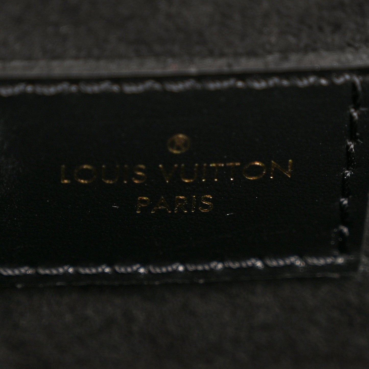 Reverse Monogram Pochette Metis