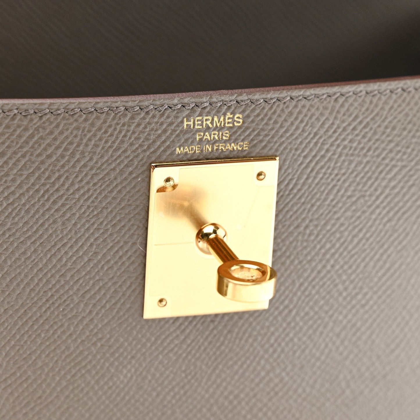 Epsom Kelly Sellier 28 Etain