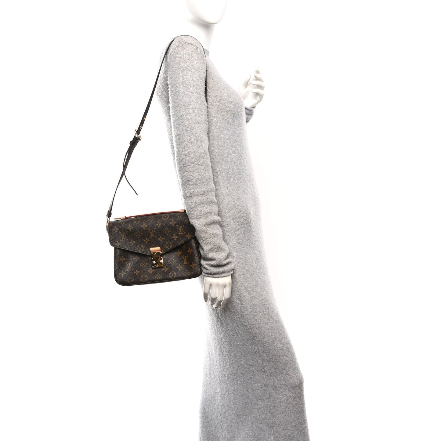 Monogram Pochette Metis