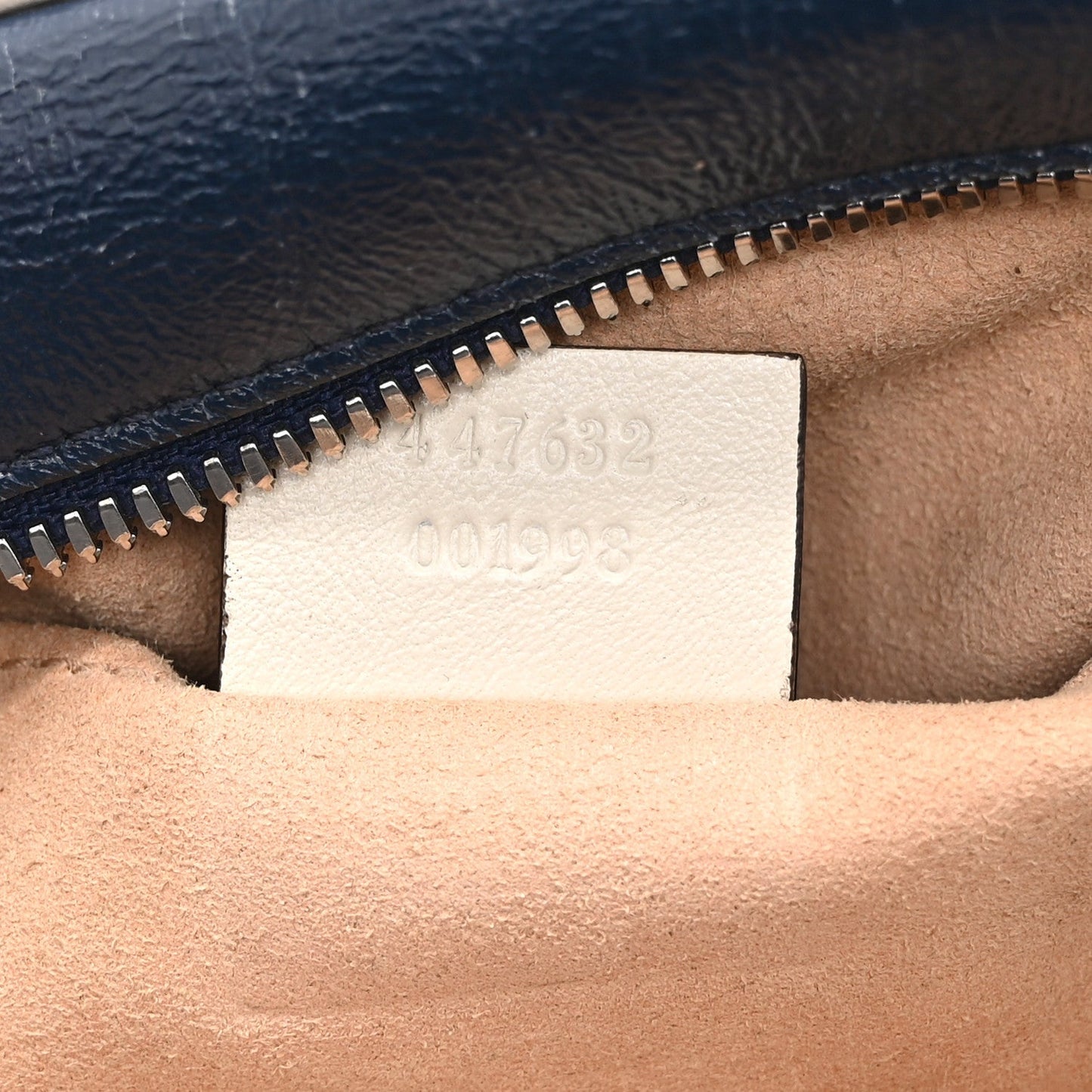 Vintage Effect Calfskin Matelasse Diagonal Small Torchon GG Marmont Chain Shoulder Bag Blue Agata Mystic White