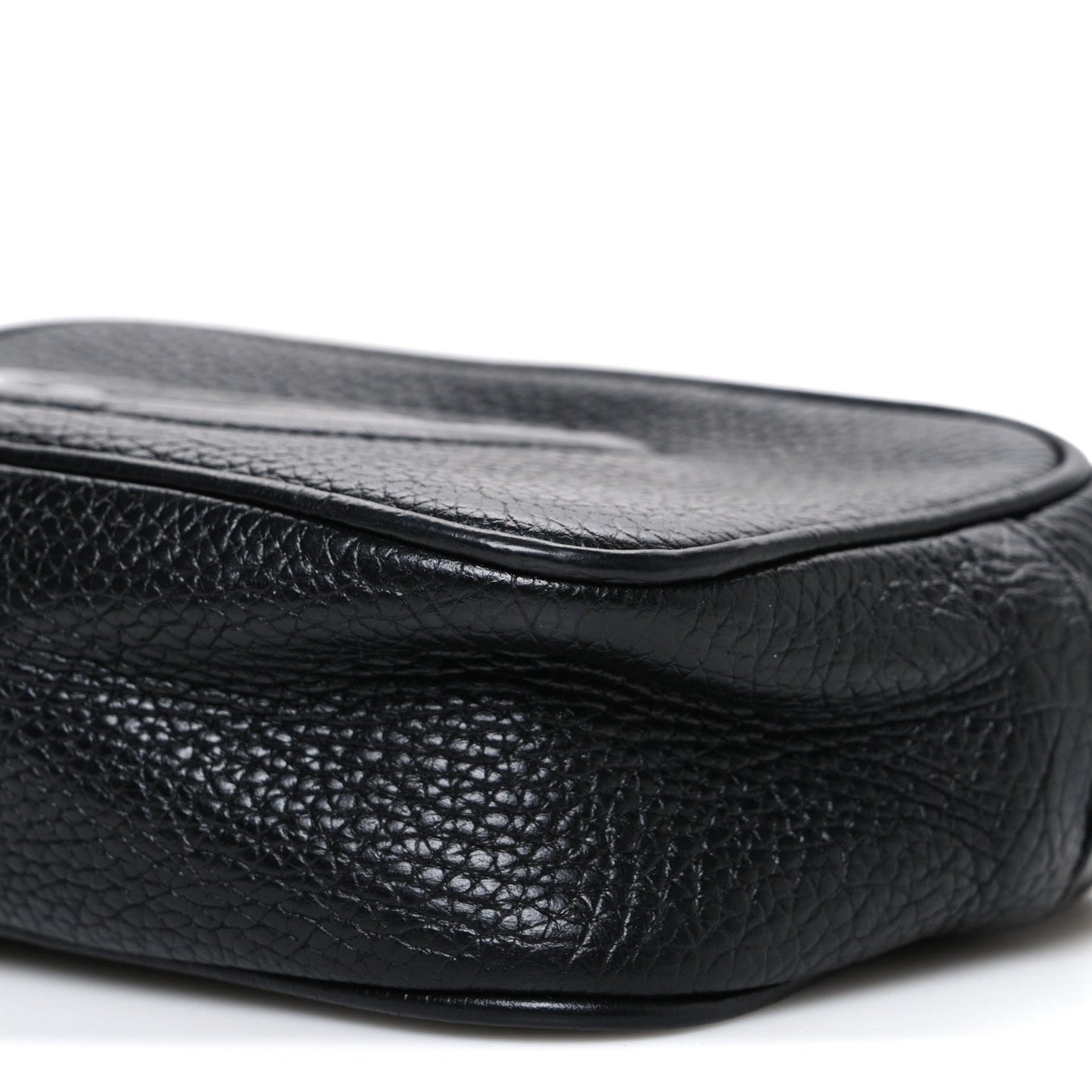 Pebbled Calfskin Small Soho Disco Bag Black