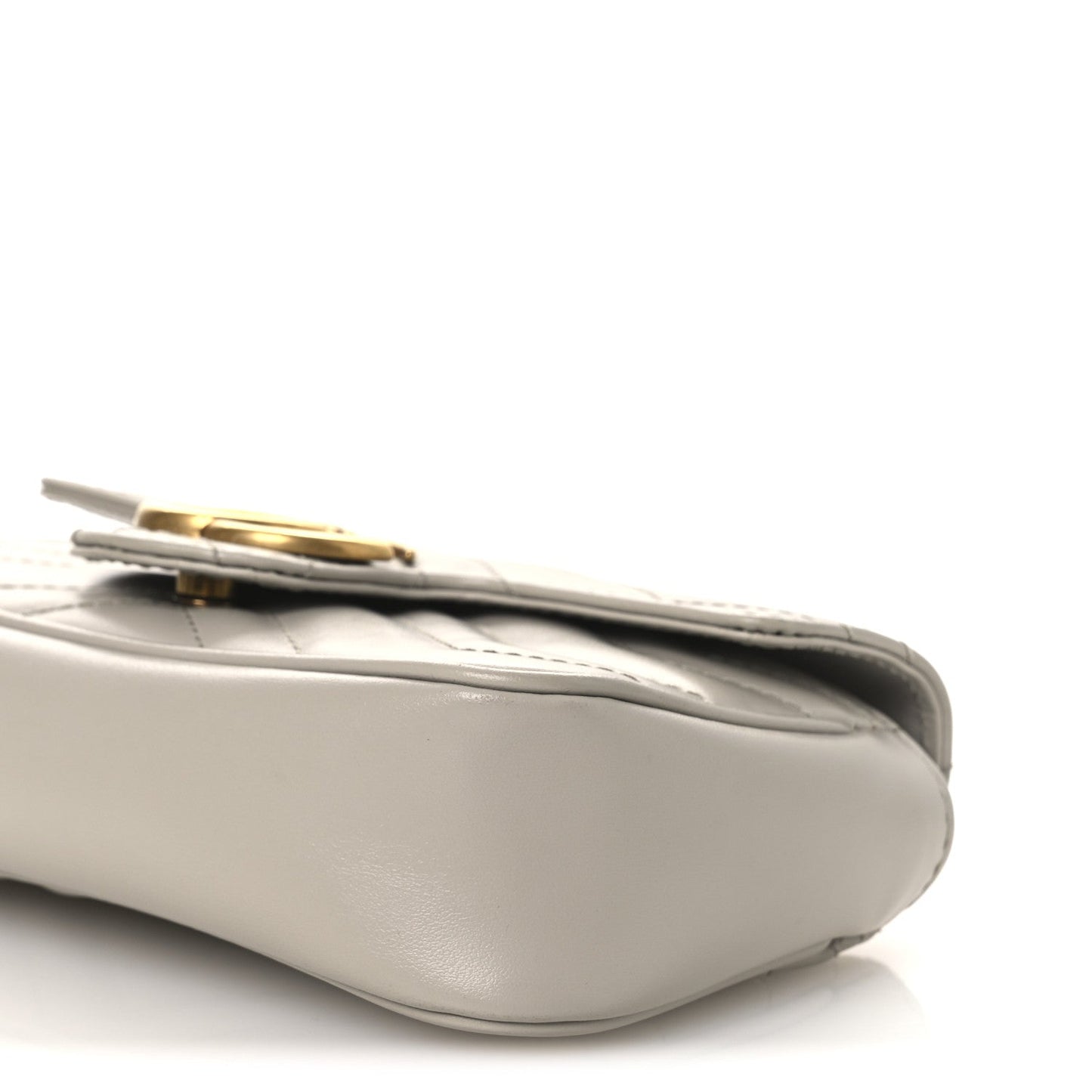 Calfskin Matelasse Super Mini GG Marmont Shoulder Bag Grey