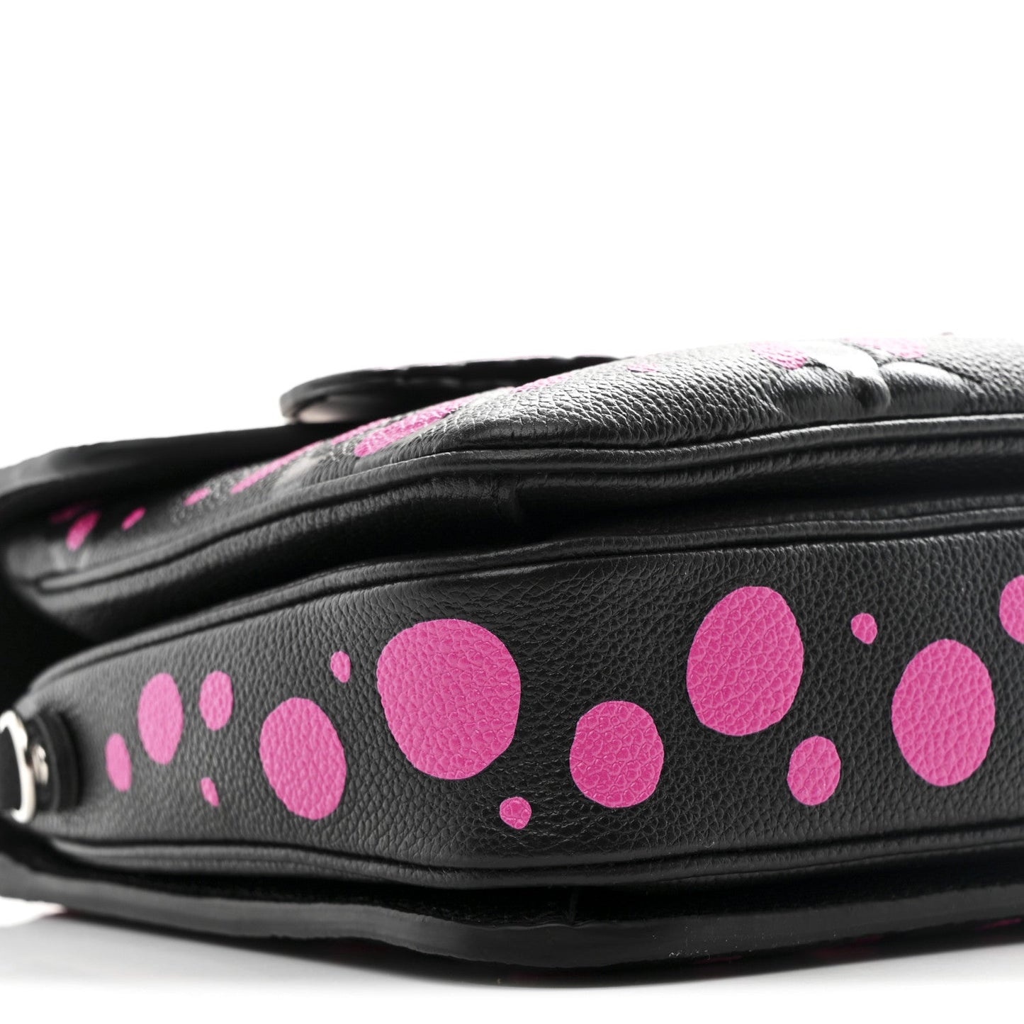 LV x YK Empreinte Monogram Giant Pochette Metis Black Fuchsia
