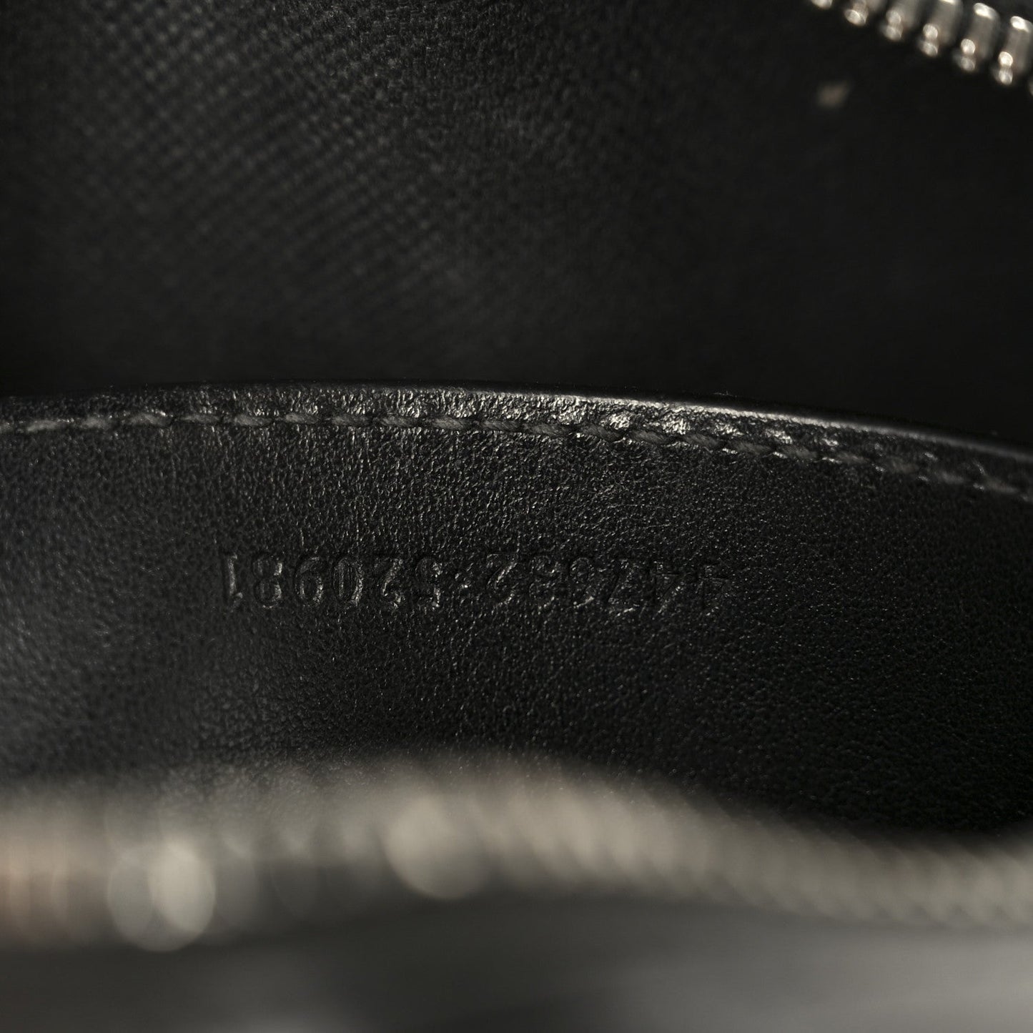 Calfskin Matelasse Monochrome Small GG Marmont Chain Shoulder Bag Black