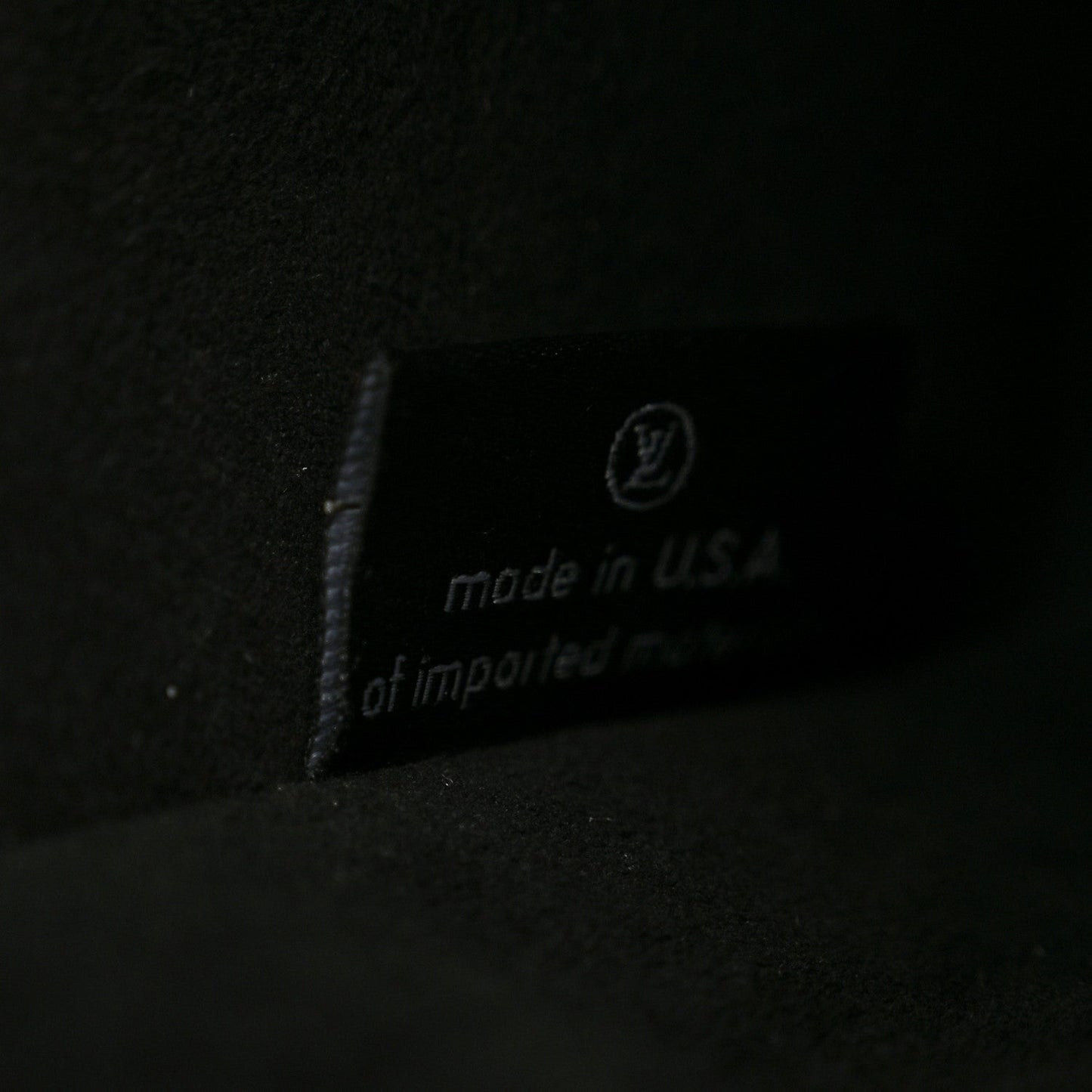 Reverse Monogram Pochette Metis