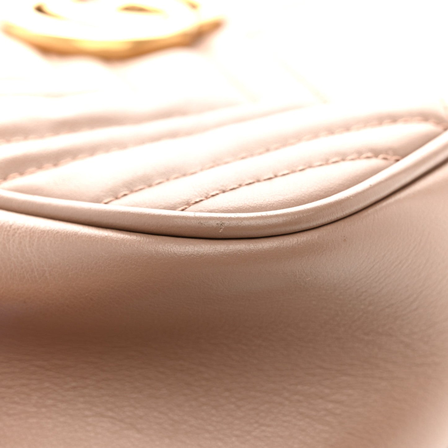 Calfskin Matelasse Small GG Marmont Chain Shoulder Bag Porcelain Rose